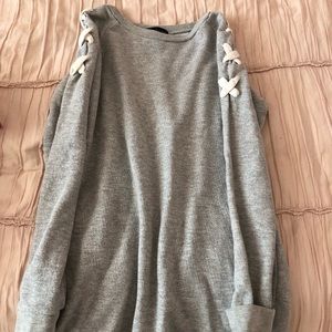I’m selling a sweater dress
